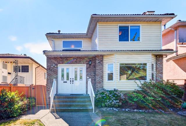 6673 Gladstone Street  Vancouver, BC V5P 4E8