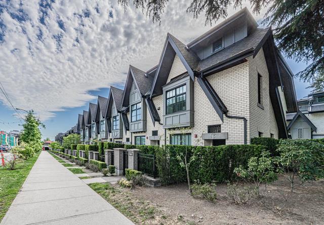 7903 Oak Street  Vancouver, BC V6P 4A6