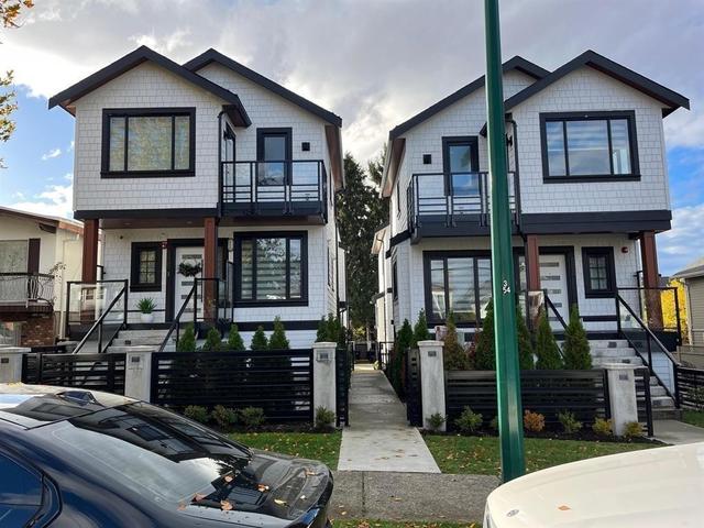 1&2-5455 Killarney Street  Vancouver, BC V5R 3W3