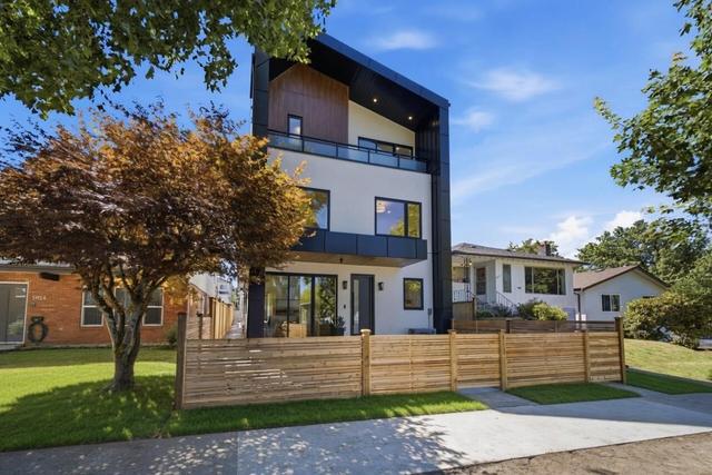3016 19th Avenue E Vancouver, BC V5M 2S9