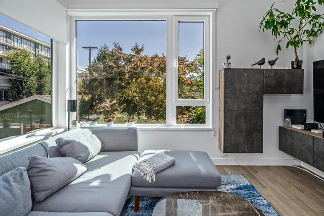 487 26th Avenue W Vancouver, BC V5Y 0M8