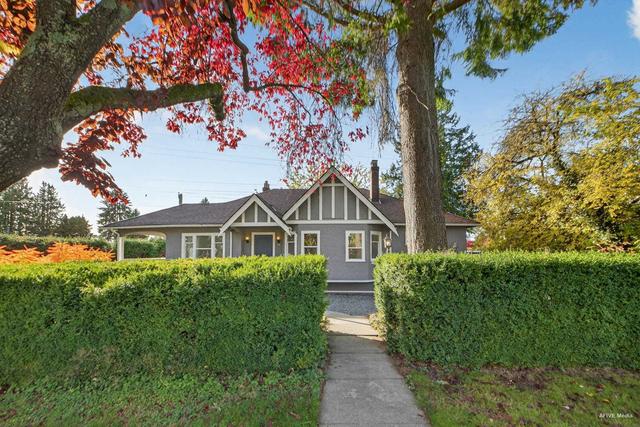 7561 Angus Drive  Vancouver, BC V6P 5K1