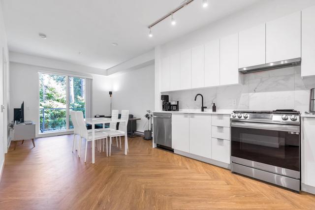 419-3229 St. Johns Street  Port Moody, BC V3H 0M4