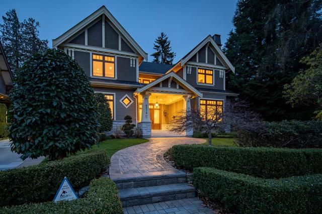 6076 Angus Drive  Vancouver, BC V6M 3P1