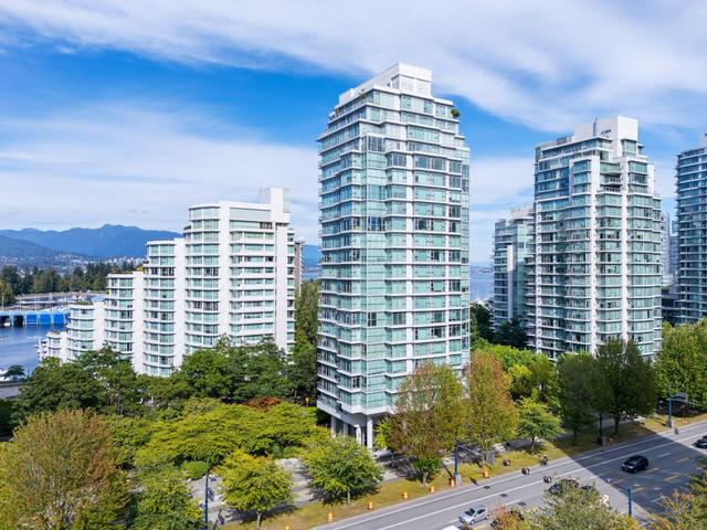 1803-1710 Bayshore Drive Vancouver, BC V6G 3G4