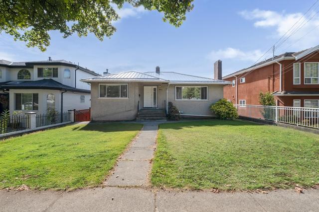 5655 Lancaster Street  Vancouver, BC V5R 4A6