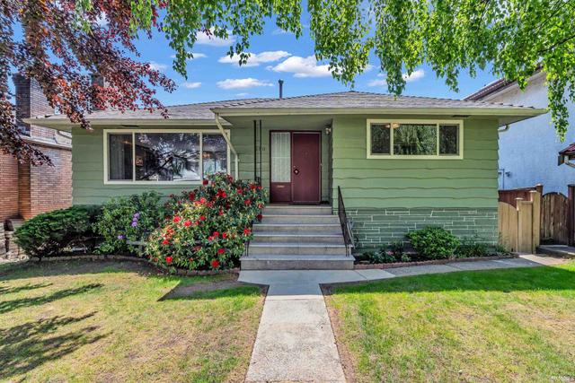 580 64th Avenue W Vancouver, BC V6P 2K9