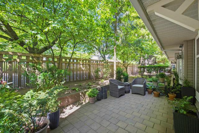 2-1071 Lynn Valley Road  North Vancouver, BC V7J 1Z6