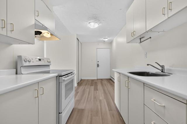 203-7220 Lindsay Road  Richmond, BC V7C 3M6