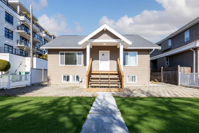 2079 46th Avenue WVancouver, BC V6M 2K8