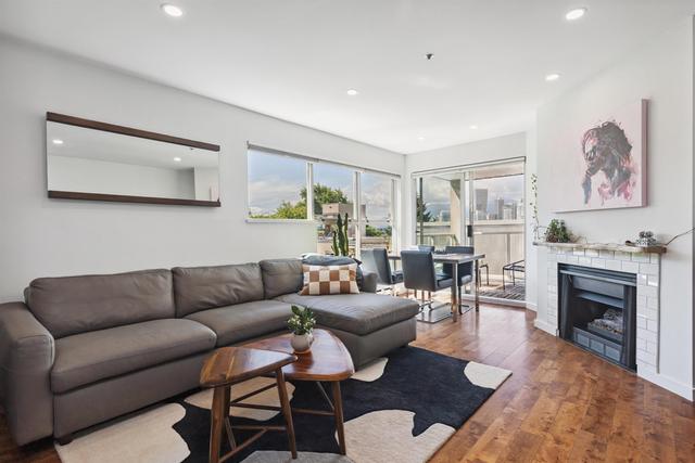 105-953 8th Avenue WVancouver, BC V5Z 1E4