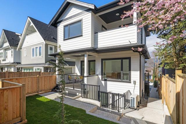 2138 Venables Street  Vancouver, BC V5L 2J4