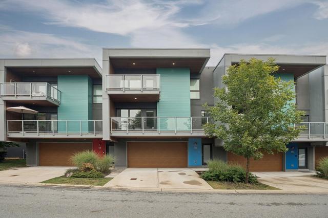 16-3596 Salal Drive North Vancouver, BC V7G 0A9