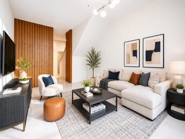 1-1425 11th Avenue W Vancouver, BC V6H 1K9