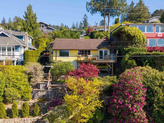 6248 Wellington Avenue  West Vancouver, BC V7W 2H4