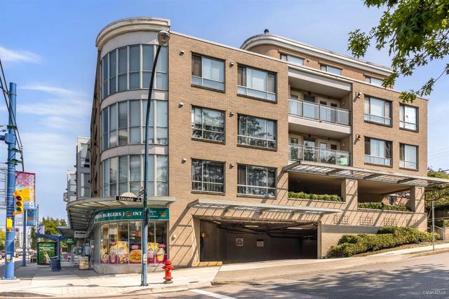 209-5818 Lincoln Street  Vancouver, BC V5R 4P7