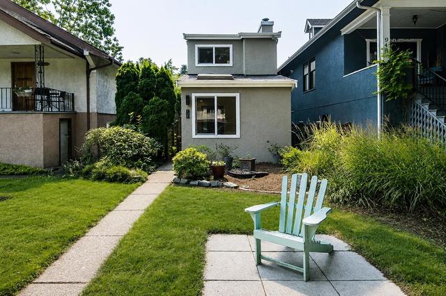 962 11th Avenue EVancouver, BC V5T 2E9