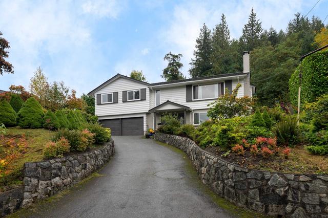 850 Jefferson Avenue  West Vancouver, BC V7T 2A4