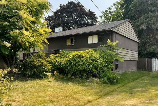 1324 Willow Way  Coquitlam, BC V3J 5M3