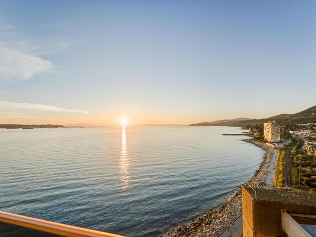 10-2250 Bellevue Avenue  West Vancouver, BC V7V 1C6