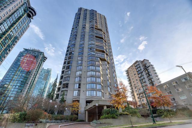701-738 Broughton Street Vancouver, BC V6G 3A7