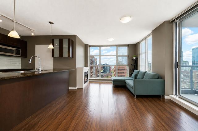 2102-1155 Seymour Street  Vancouver, BC V6B 1K2
