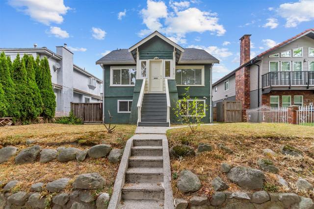 2119 30th Avenue E Vancouver, BC V5N 3A5
