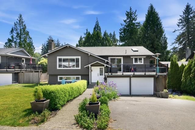 2416 Tolmie Avenue  Coquitlam, BC V3K 3E7