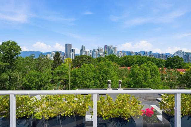 2224 Spruce Street Vancouver, BC V6H 2P3