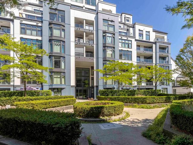 102-2528 Broadway EVancouver, BC V5M 4V2
