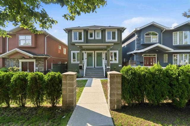 3162 Venables Street  Vancouver, BC V5K 2S4