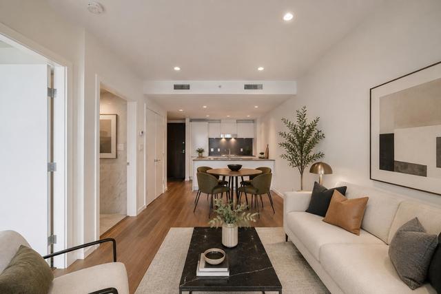812-8488 Cornish Street Vancouver, BC V6P 0C2