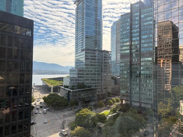 1002-1128 Hastings Street W Vancouver, BC V6E 4R5