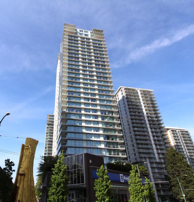 3204-8131 Nunavut Lane  Vancouver, BC V5X 0E2