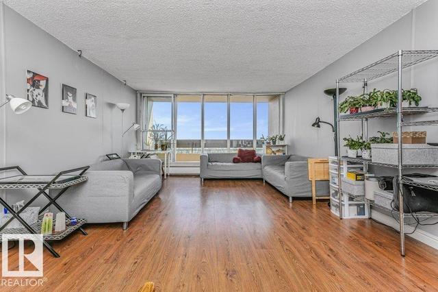 143 8735 165 Street  Edmonton, AB T5R 2R6