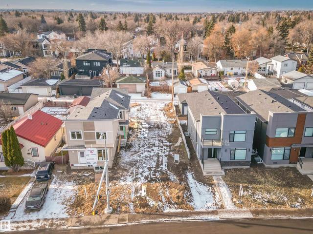 10448 142 Street  Edmonton, AB T5N 2P2