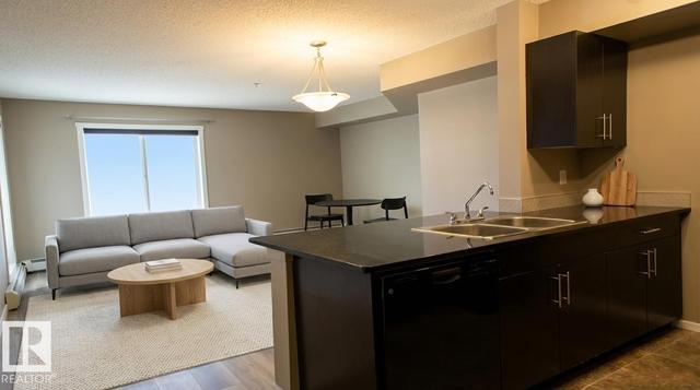 104 5804 Place NW  Edmonton, AB T6R 0W3