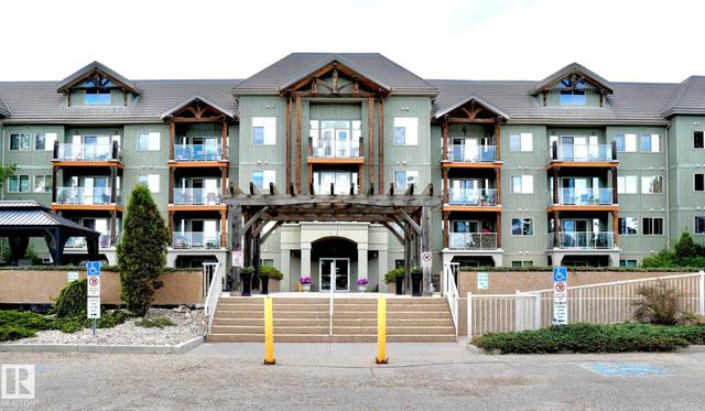 237 278 SUDER GREENS Drive  Edmonton, AB T5T 6V6