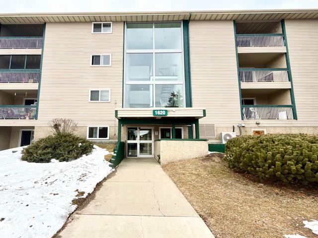 #307 1620 48 ST NW  Edmonton, AB T6L 5P1