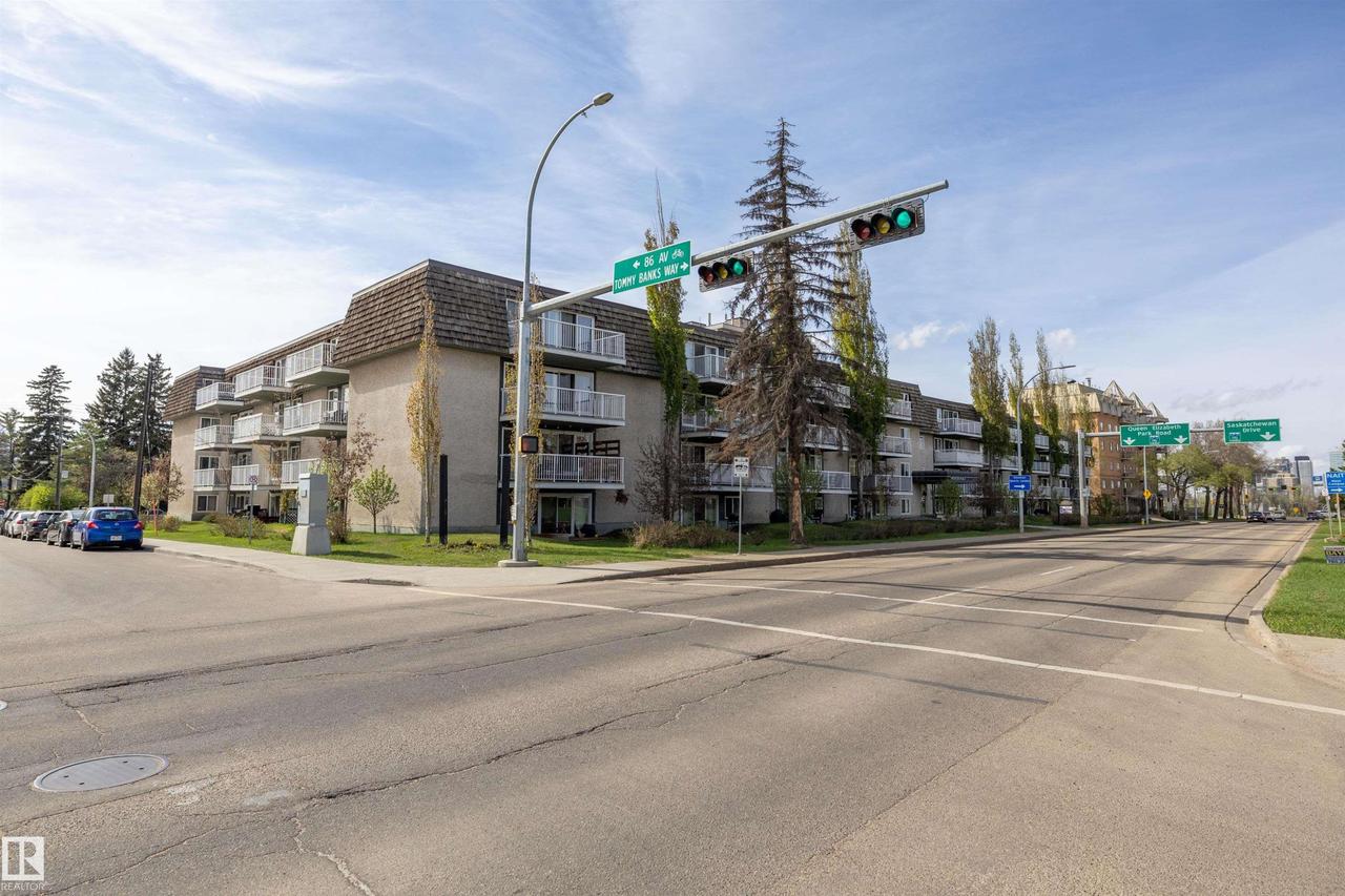 #320 8604 Gateway Bv Nw, Edmonton, AB - Outdoor