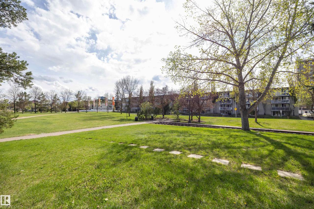 #320 8604 Gateway Bv Nw, Edmonton, AB - Outdoor With View