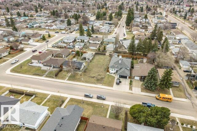 13120 121 Street NW  Edmonton, AB T5L 0B6