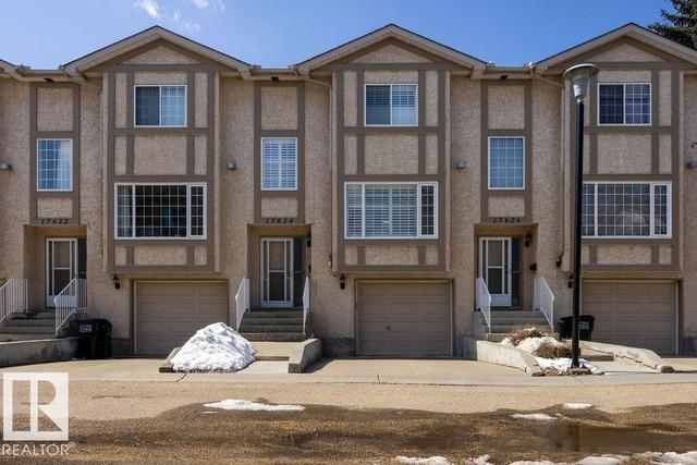 17624 96 Avenue  Edmonton, AB T5T 6C2