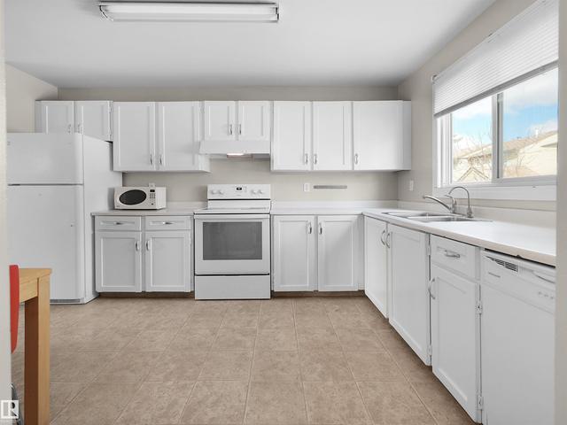 16483A 115 Street NW  Edmonton, AB T5X 5E8