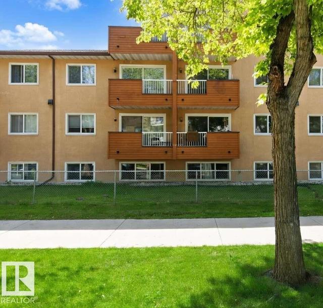 B2 10620 104 Street  Edmonton, AB T5H 2W2