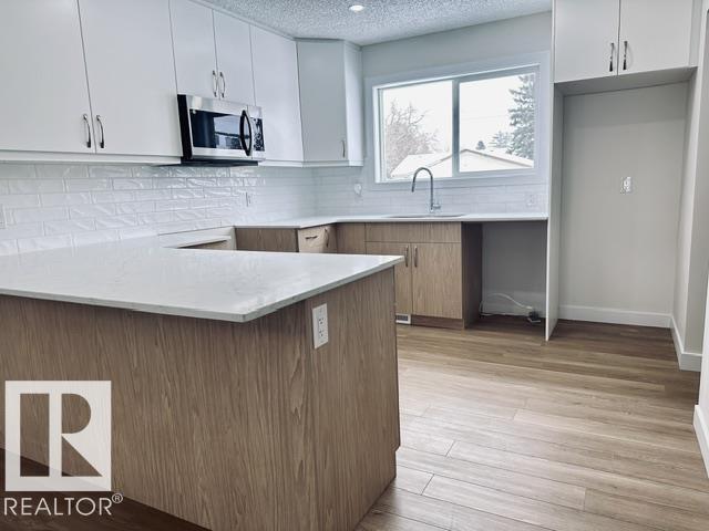 4843 115 Avenue  Edmonton, AB T5W 0W3