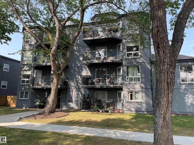 #304 9854 88 AV NW  Edmonton, AB T6E 2R3