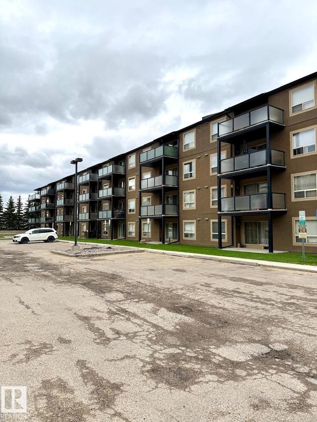 412 13908 136 Street  Edmonton, AB T6V 1X4