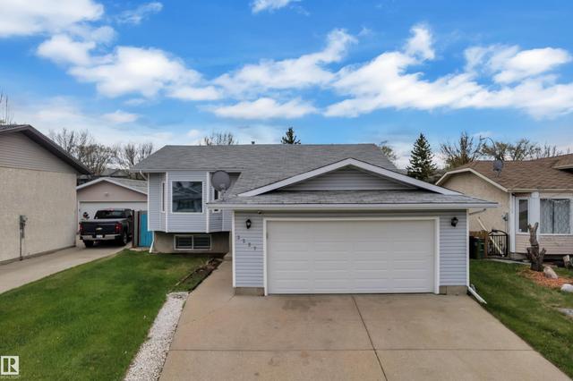 3227 145 Avenue NW  Edmonton, AB T5Y 2E9