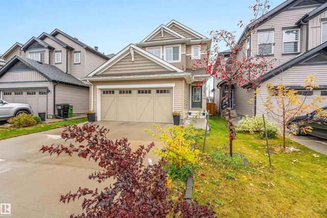 1024 DANIELS LOOP  Edmonton, AB T6W 4C9
